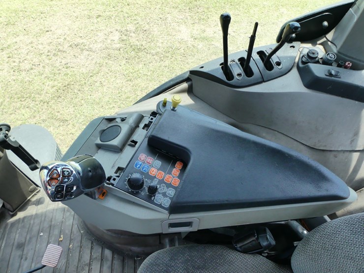 case-ih-160-image-14