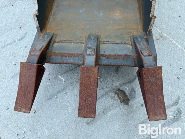 skid-steer-stump-bucket-image-9