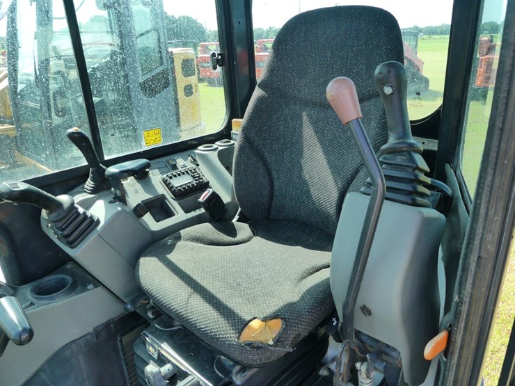 2015-bobcat-e35i-image-14