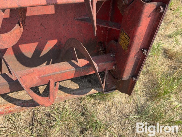 feterl-8’-3-pt-snowblower-image-18
