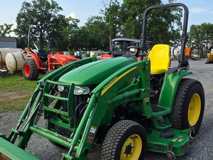 2013-john-deere-3520-image-29