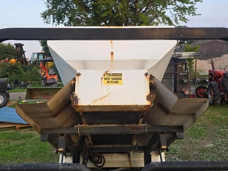 toro-workman-3200-image-32