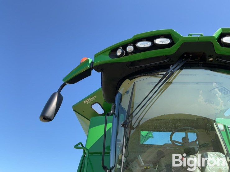 2014-john-deere-s660-image-10