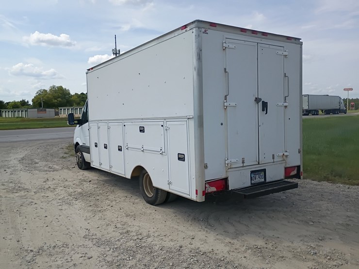 2008-dodge-sprinter-3500-image-5