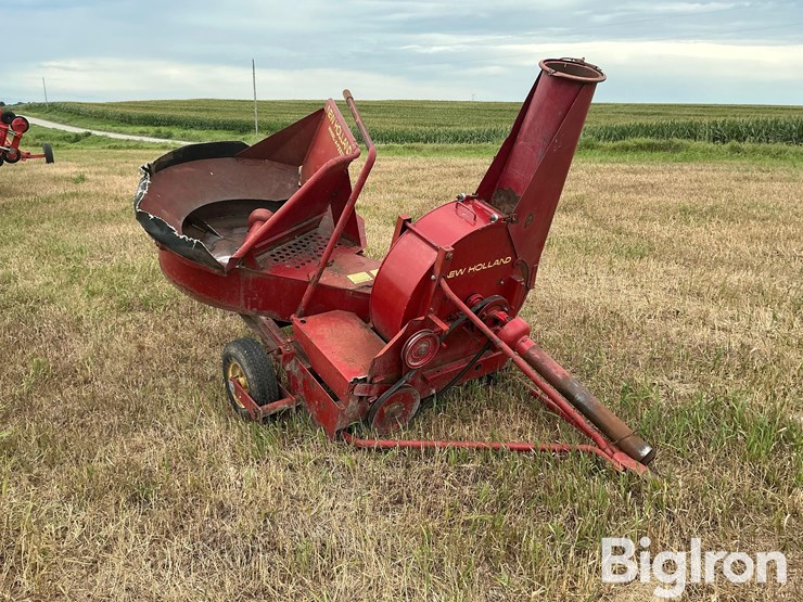 new-holland-30-image-3