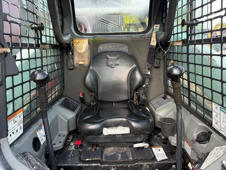 2017-bobcat-s590-image-17