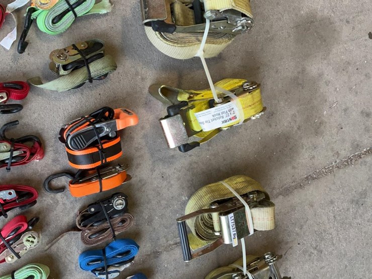 assorted-ratchet-straps-image-12