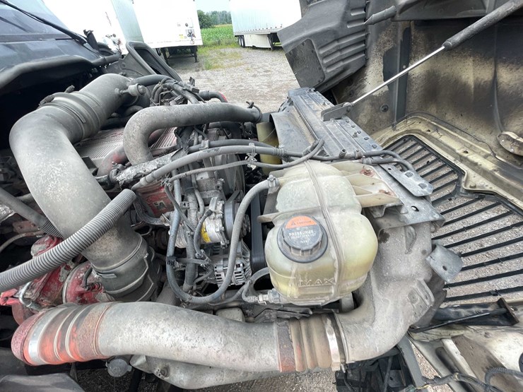 2016-international-prostar-image-64