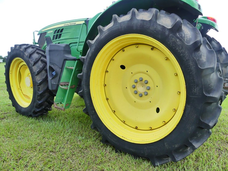 2019-john-deere-6120m-image-5