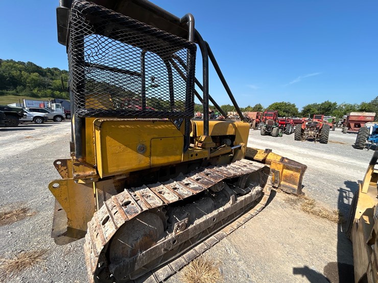 john-deere-450-image-4