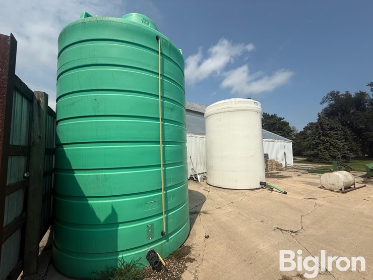 enduraplas-vertical-storage-tank-image-3
