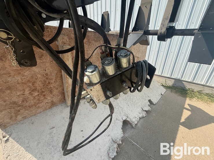 2010-john-deere-612c-image-11
