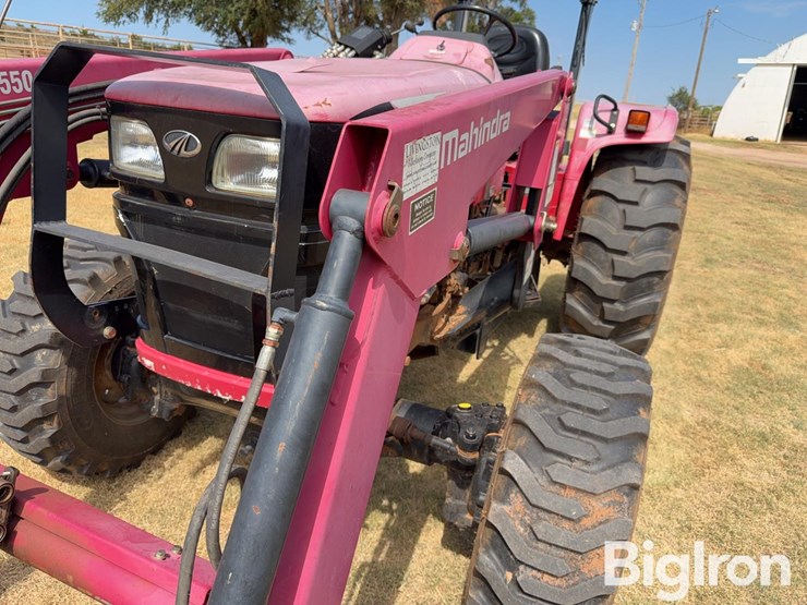 2015-mahindra-4540-image-17