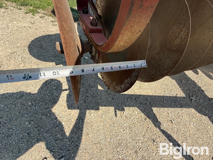 massey-ferguson-820-image-16