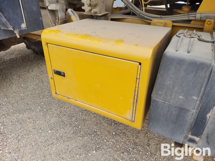 john-deere-6081-image-15