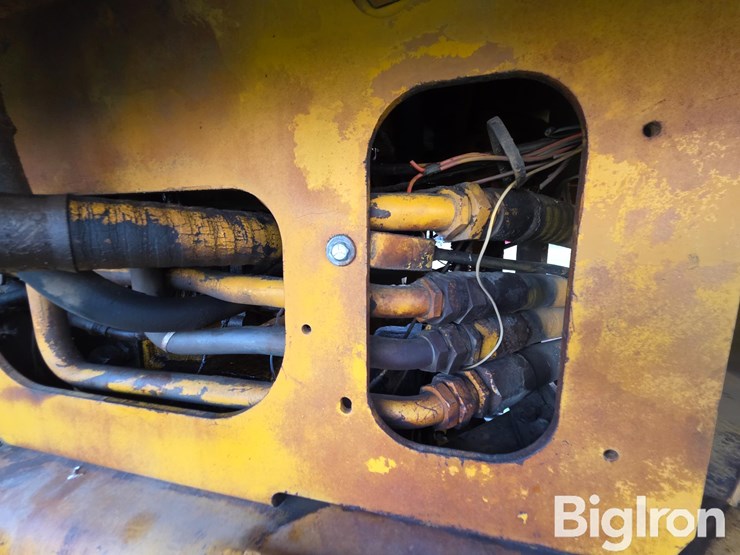 allis-chalmers-745-image-10