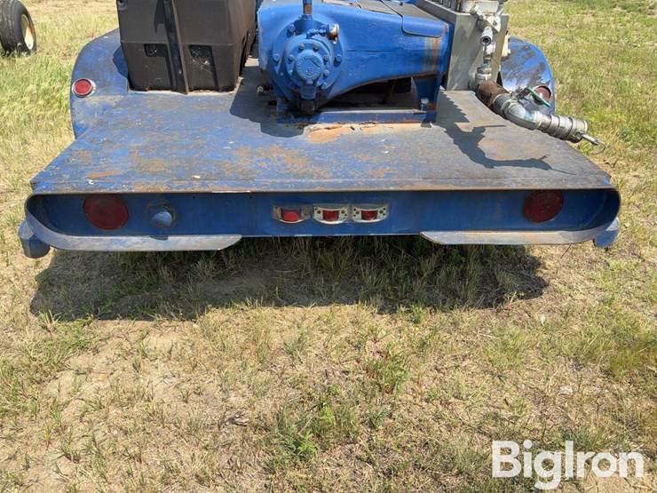 tritan-51020ss-diesel-water-pump-on-t/a-flatbed-trailer-image-18