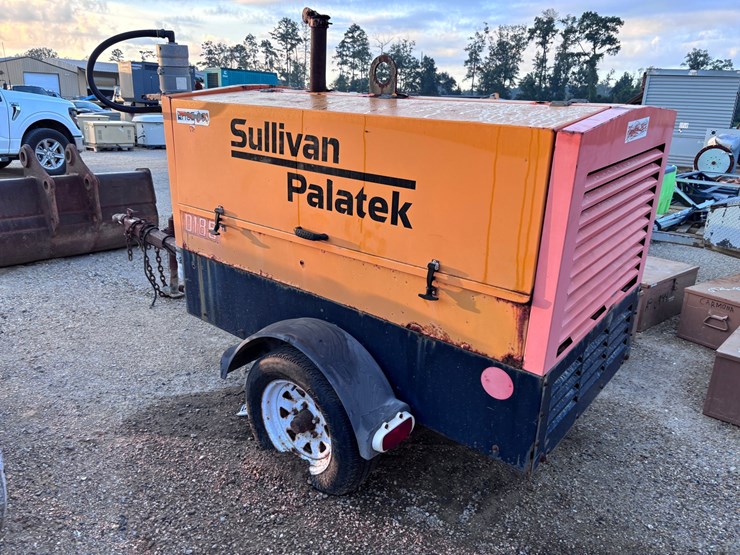 #3504-•-sullivan-palatek-air-compressor-on-trailer-image-3