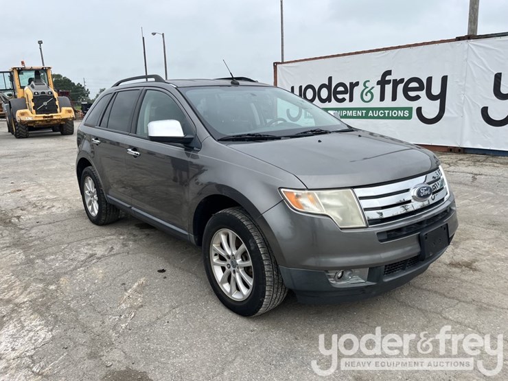 2010-ford-edge-image-7