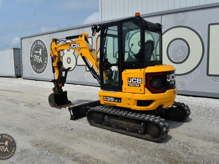 2024-jcb-35z-1-image-8