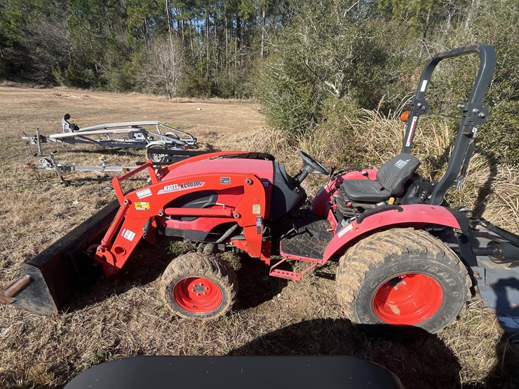 2021-kioti-ck2610hb-compact-utility-tractor-w/kl4030-loader-image-7