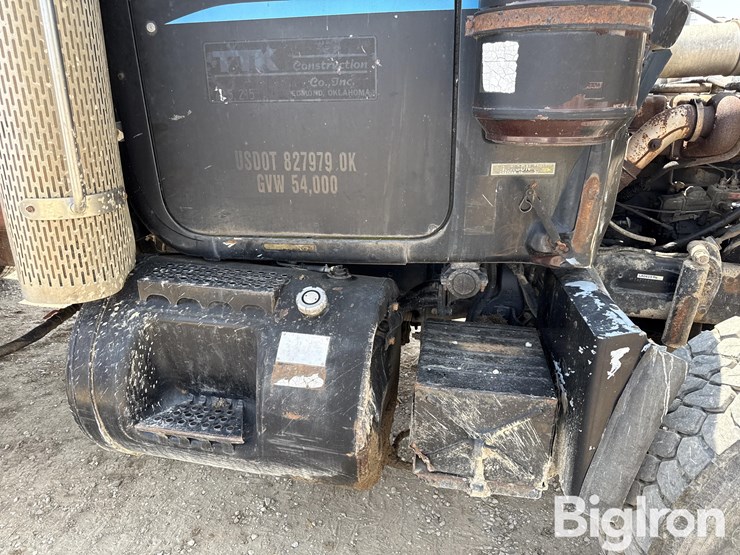 1994-mack-rd600-image-17