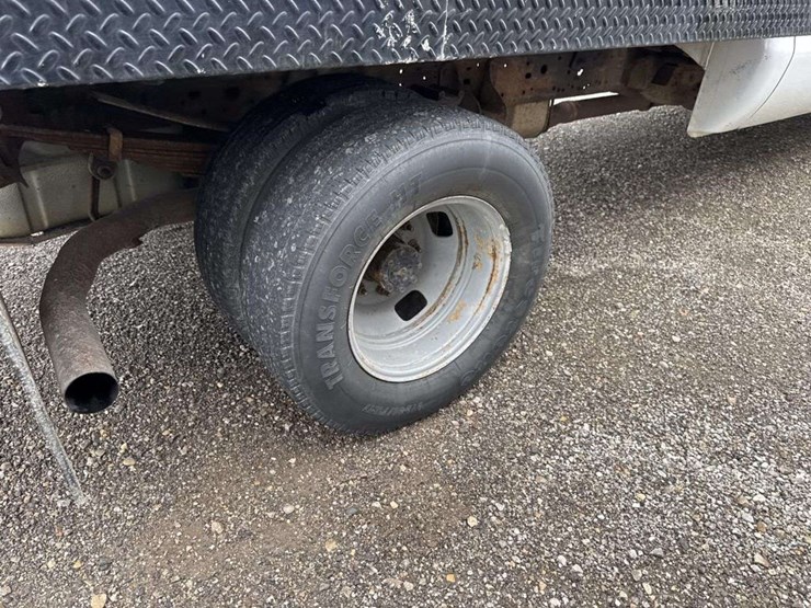 2006-ford-f350-xl-image-8