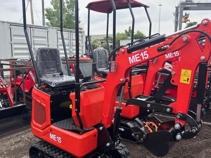 new-sd-lanch-co-mini-excavator-model-me15-image-3