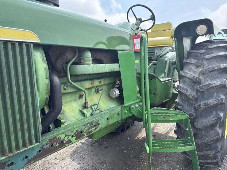 john-deere-4320-image-9