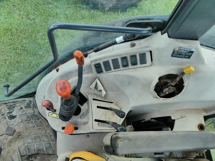 kubota-m8540f-image-13