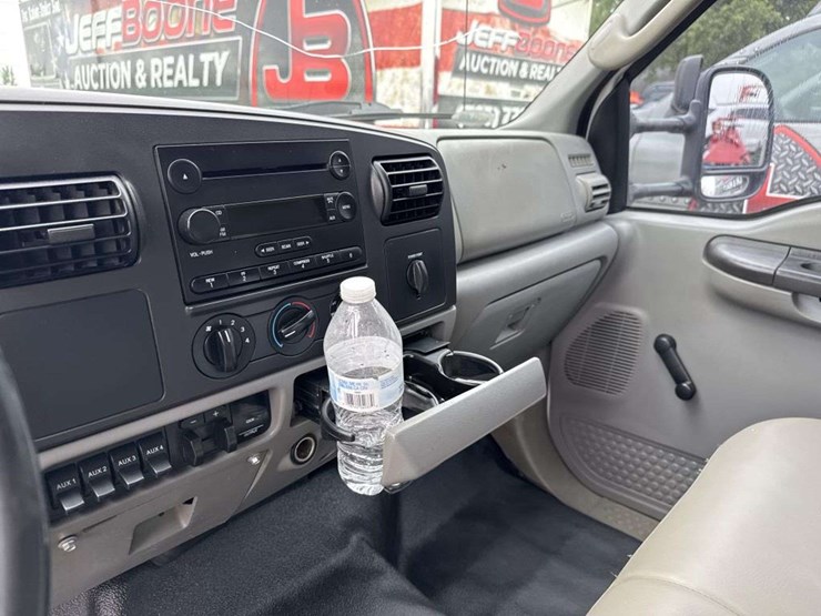 2006-ford-f350-xl-image-22