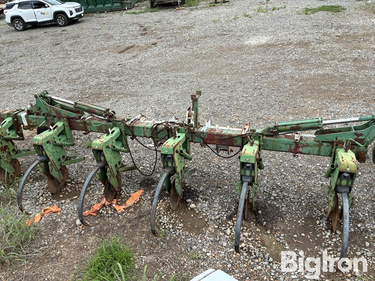 john-deere-885-image-6