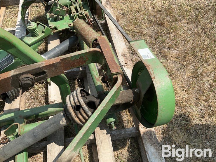john-deere-sickle-mower-image-11