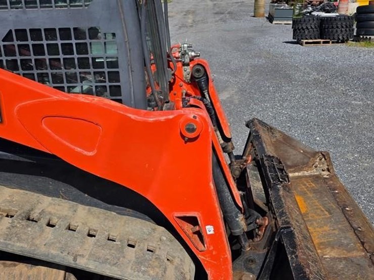 kubota-svl75-2-image-32