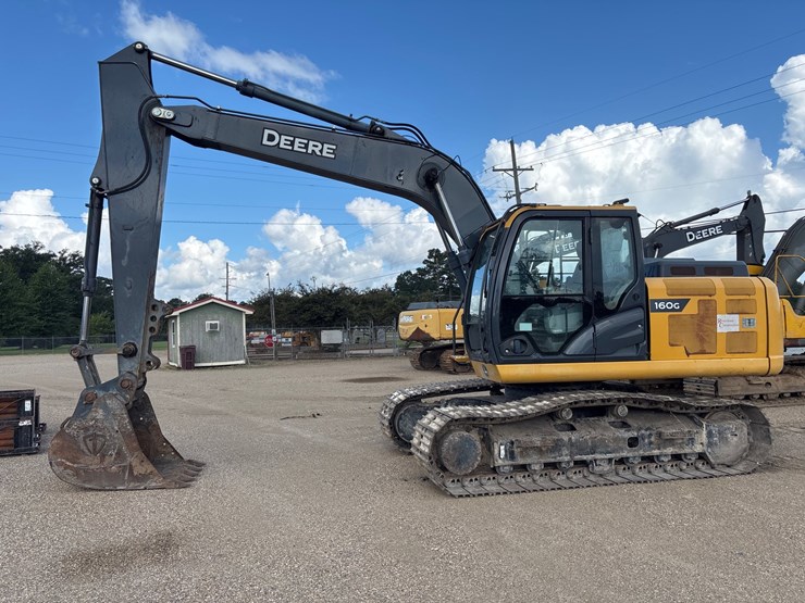 2022-deere-160g-lc-image-3