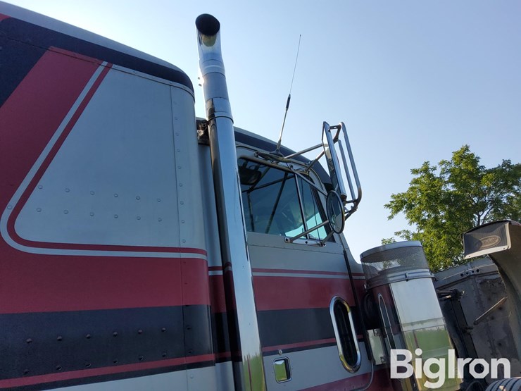 1990-peterbilt-379-image-10
