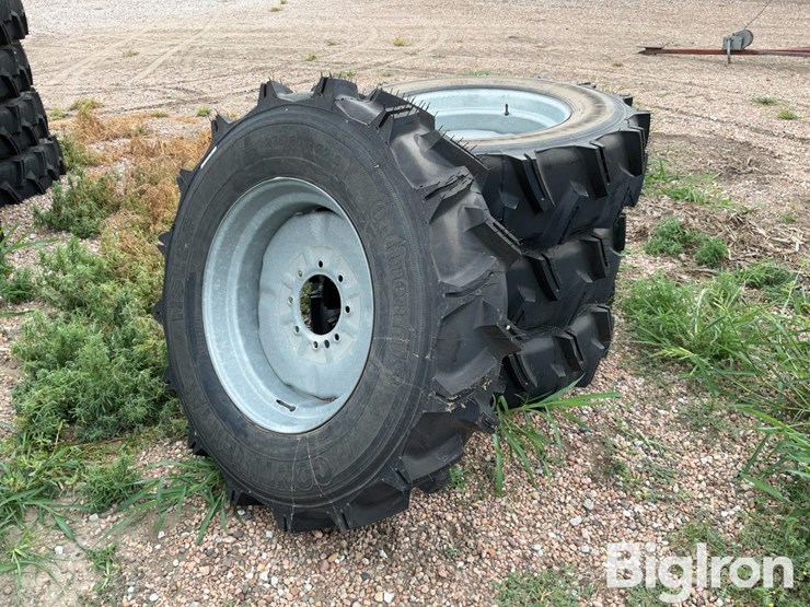 recapped-11r24.5-pivot-tires-&-rims-image-1