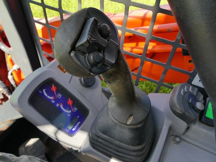 2021-kubota-svl75-2-image-15