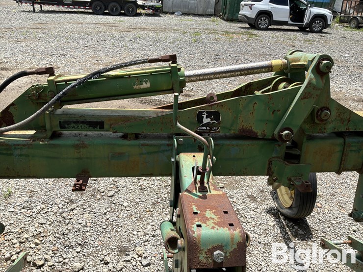 john-deere-885-image-12
