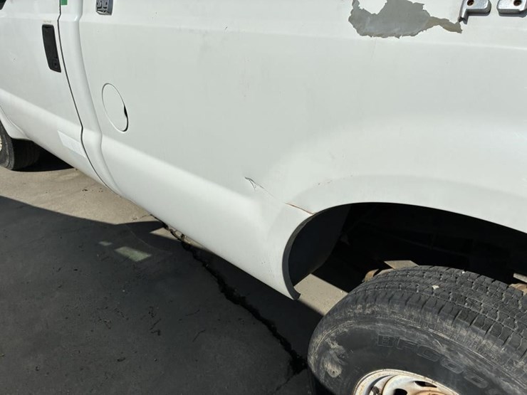 2001-ford-f250-image-5