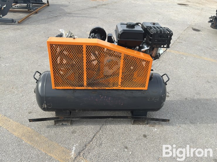 2025-massey-ferguson-730-image-4