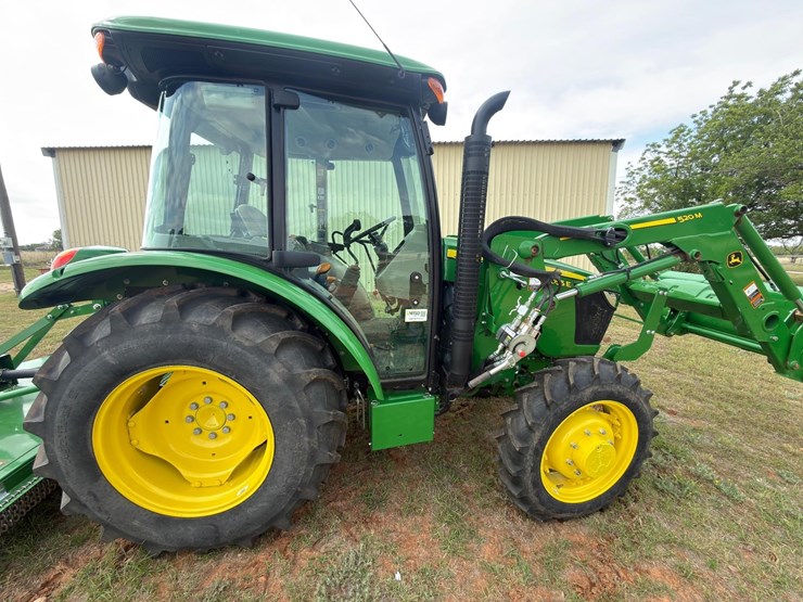 2022-john-deere-5055e-image-11