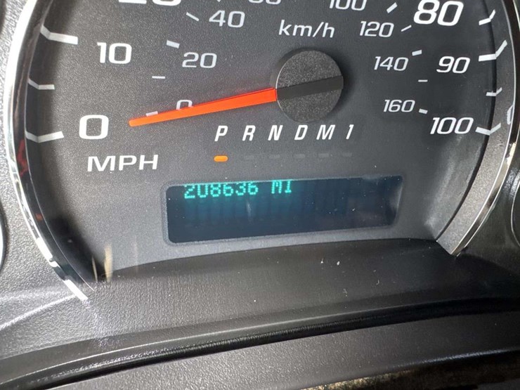 2010-chevrolet-express-g4500-image-14