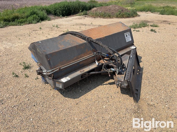 quick-attach-7’-sweeper-broom-attachment-image-7