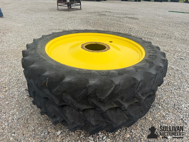 320/90r46-tires-&-rims-image-8