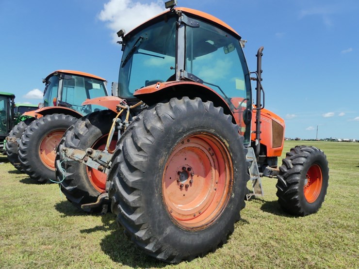 2013-kubota-m135gx-image-4