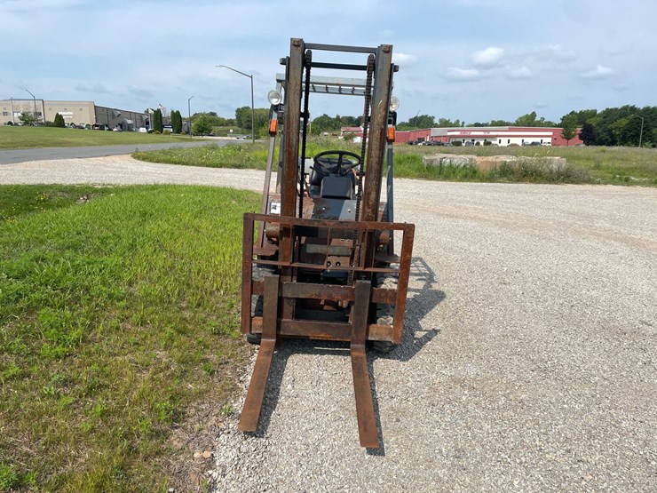 #250-•-tailift-lp-forklift-(shawano,-wi)-image-2