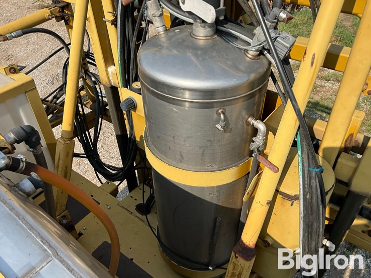 ag-chem-rogator-854-image-16