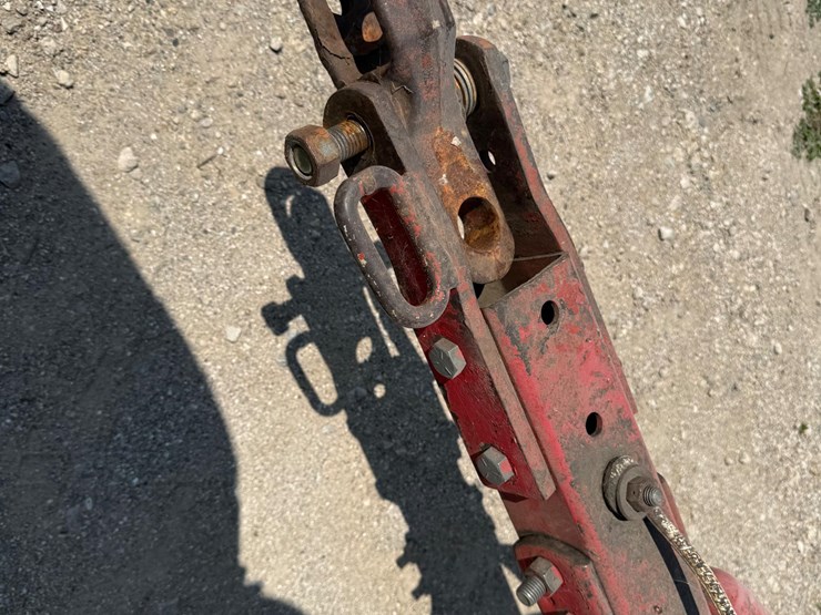 massey-ferguson-820-image-10
