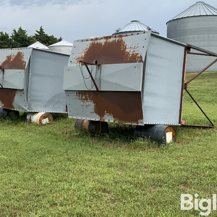 Bulk Feed Bins